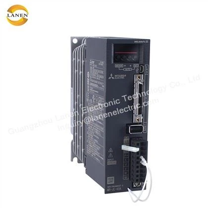 Мицубиши MR-J3-700B Серво усилвател Серво Задвижване 220V 1 Фаза В наличност